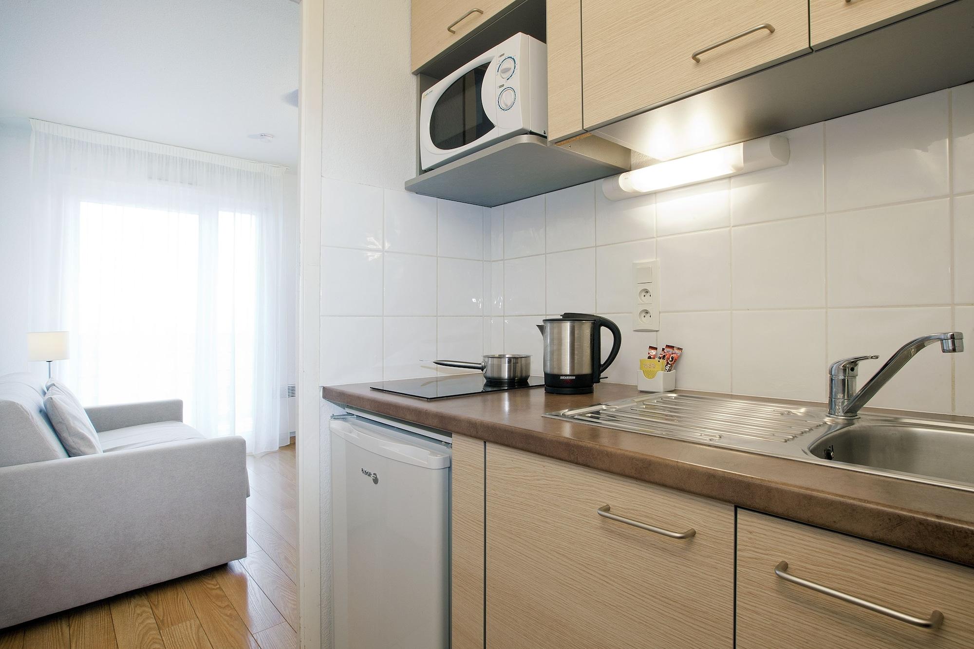Sejours & Affaires Geneve Gex Les Rives Du Leman Aparthotel Luaran gambar