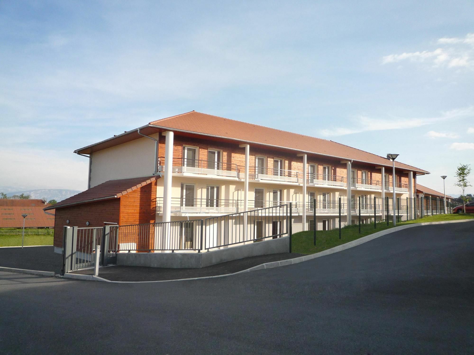 Sejours & Affaires Geneve Gex Les Rives Du Leman Aparthotel Luaran gambar